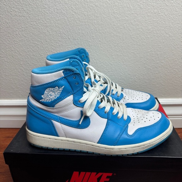 Jordan 1 Retro High OG UNC Size 10.5